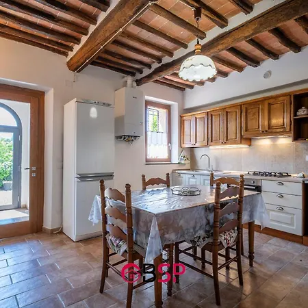 Casa Gosi - Rustico Con Giardino E Posto Auto