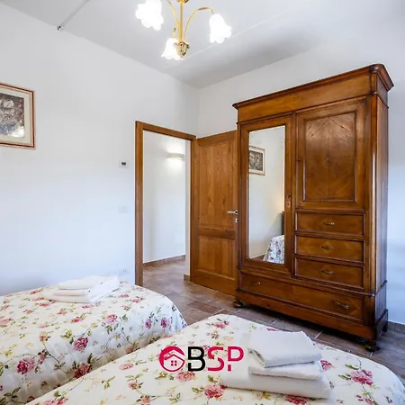 Casa Gosi - Rustico Con Giardino E Posto Auto